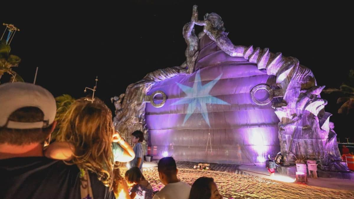 Proyectarán mensajes de amor por Video Mapping en Playa del Carmen
