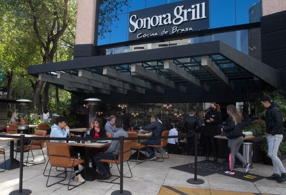Gobierno de CDMX denunciará penalmente a Sonora Grill por actos de discriminación