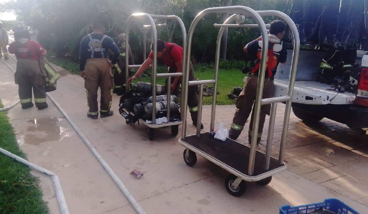 Se incendia hotel de Isla Mujeres; no hay heridos