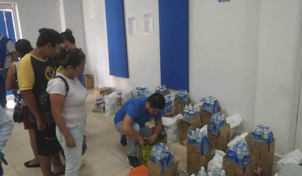 Entregan en Cancún despensas a más de 100 familias de escasos recursos