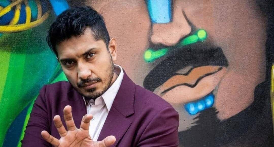 VIDEO: Tenoch Huerta cobra mil 800 pesos por foto en La Mole 2023