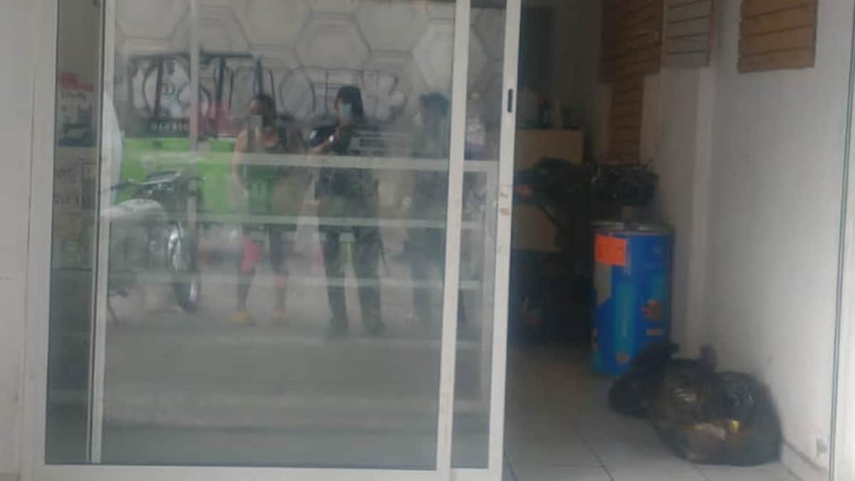 Hallan restos de perros y gatos en descomposición en local comercial de SLP