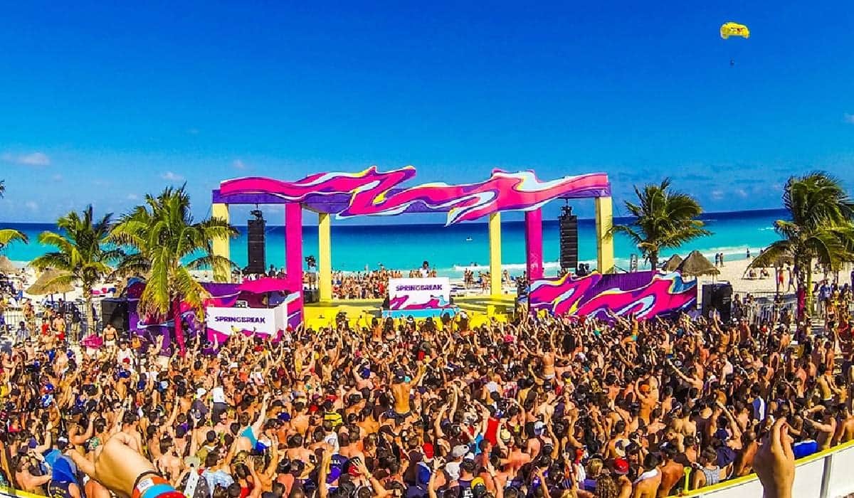 Estados Unidos pide a spring breakers tener cuidado al viajar a Quintana Roo
