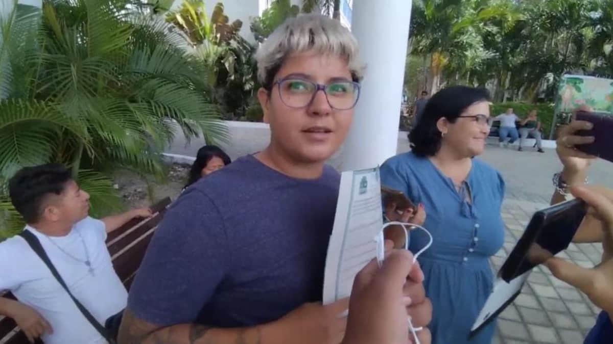 Se entrega en Playa del Carmen primer acta de nacimiento no binaria de Quintana Roo