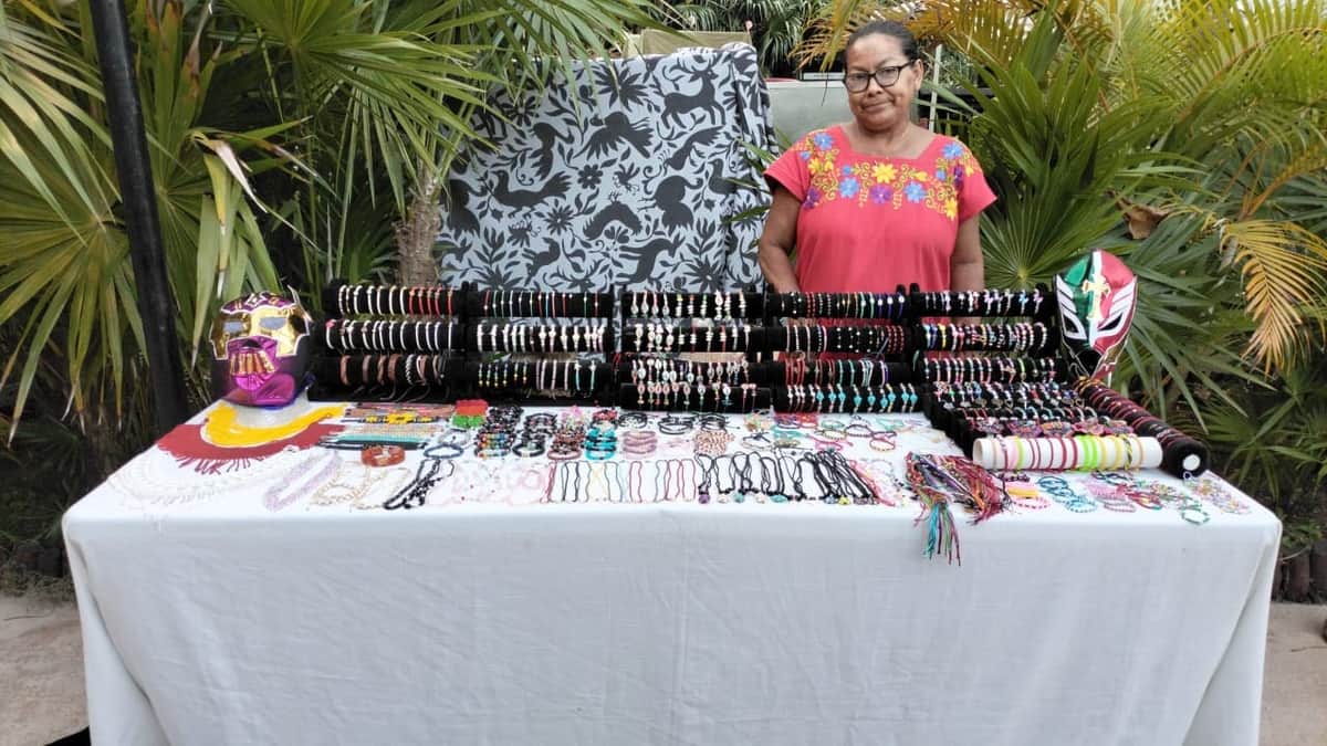 Crece participación de artesanos de Puerto Morelos en desarrollos turísticos