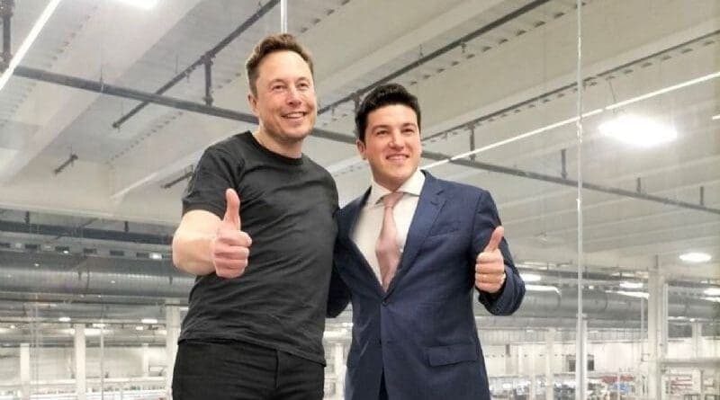 Samuel García asegura que su próximo hijo se llamará <strong>“</strong>Samu Elon<strong>”</strong>