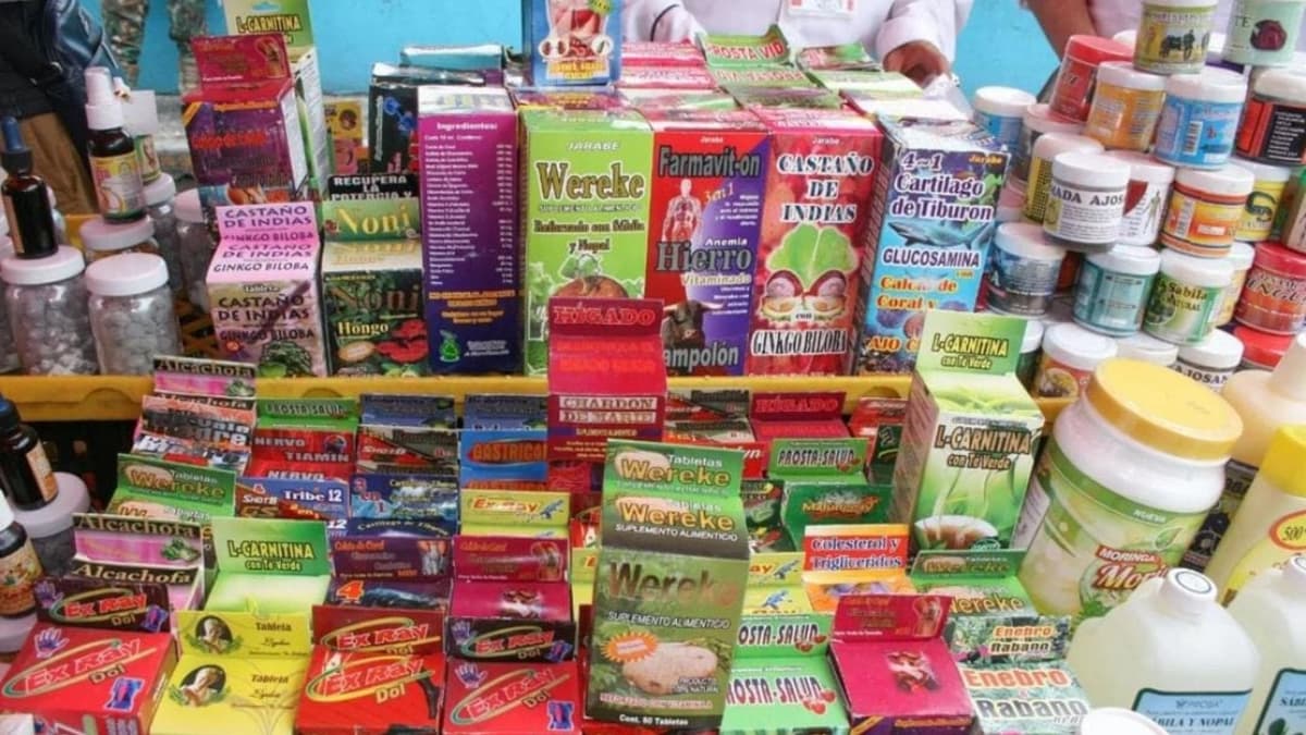 Pide Cofepris no comprar los productos milagro que se venden en tianguis y comercios