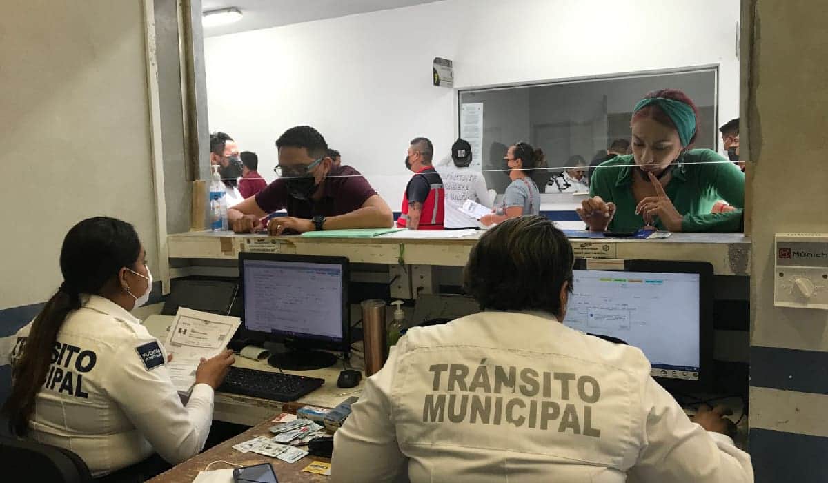 Gobierno incorporará elementos de seguridad en licencias