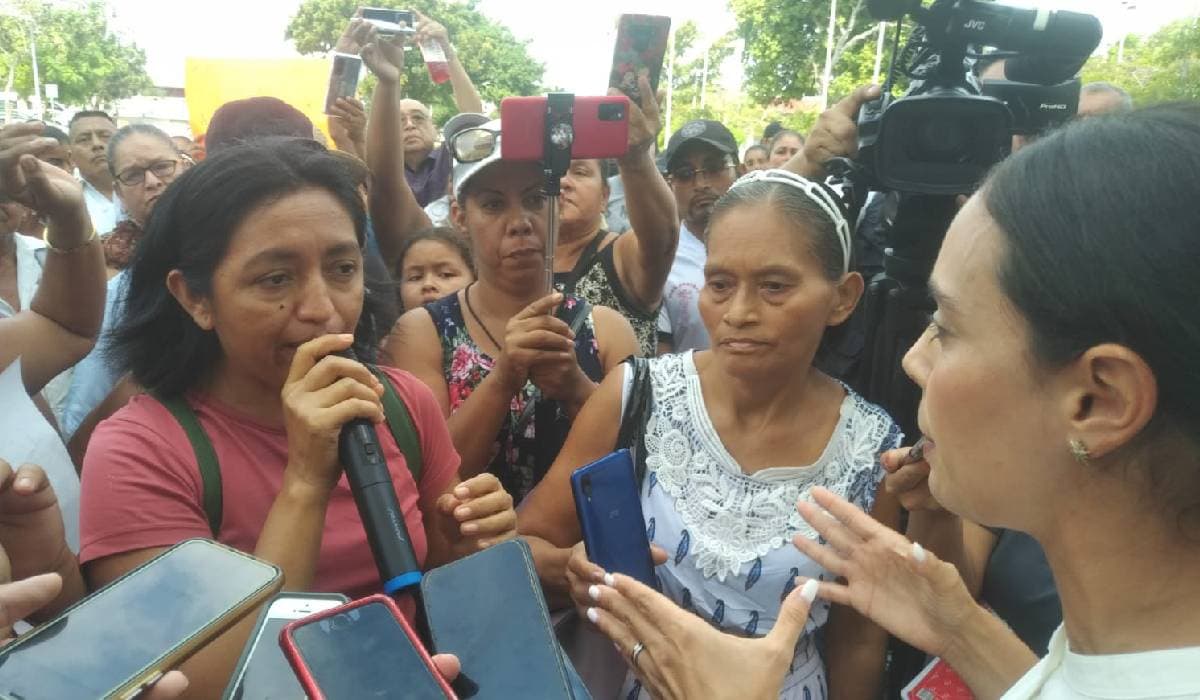 Habitantes de colonias irregulares amenazan con cerrar Zona Hotelera de Cancún si no son atendidos