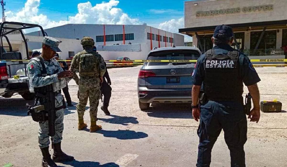 Fallece pistolero herido en Starbucks de Tulum