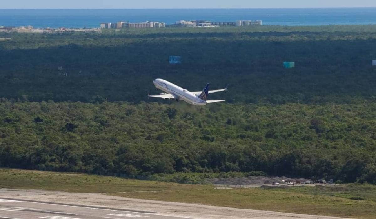Cerca de 600 operaciones en Jueves Santo en el aeropuerto de Cancún