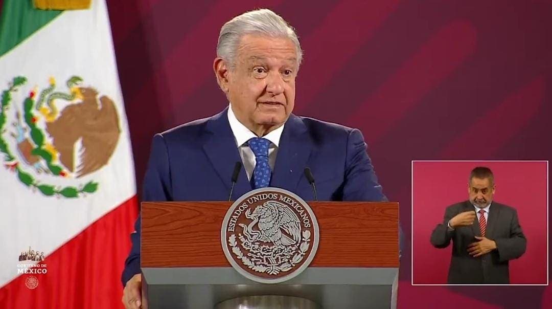 Video: Presenta AMLO lista de empresas que no pagaban impuestos