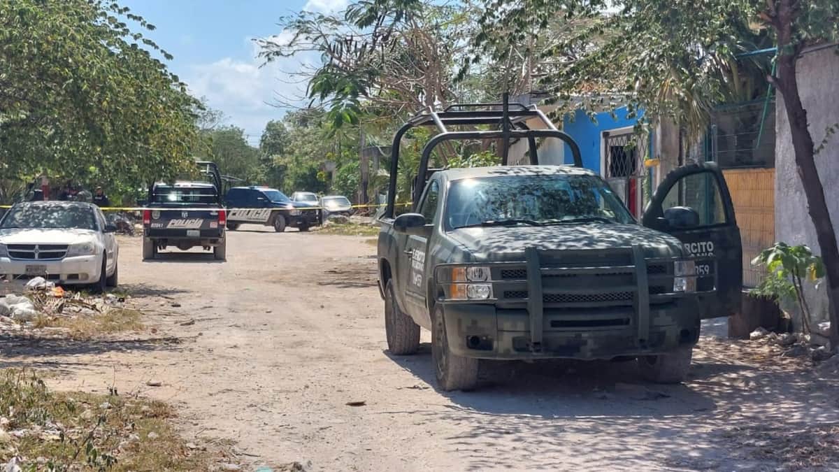 Hombre herido de bala dispara contra policías en el fraccionamiento In House de Playa del Carmen