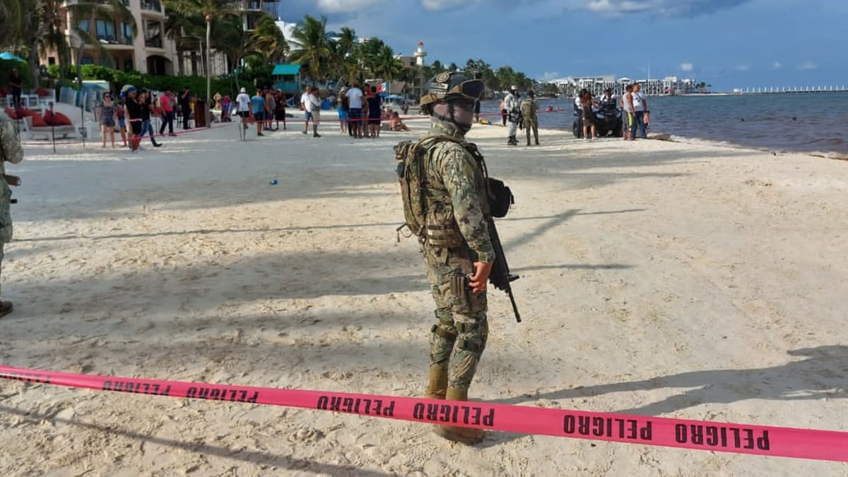 Muere joven de 25 años ahogado en el mar en Playa del Carmen
