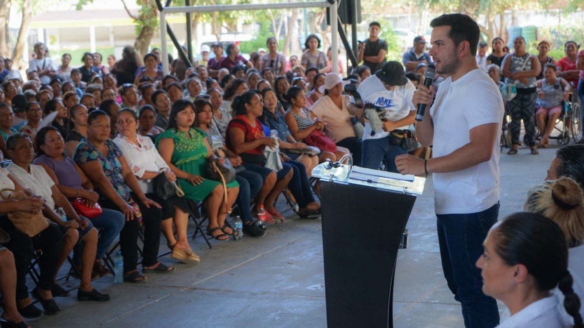Ante más de mil mujeres cancunenses, destaca Pablo Bustamante la importancia de la participación social para fortalecer los Programas del Bienestar