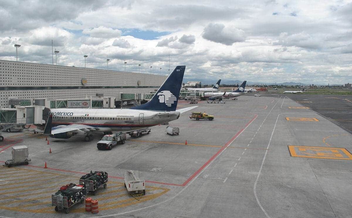 Cierra operaciones el AICM por ceniza volcánica del Popocatépetl