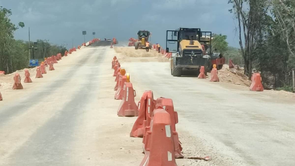 Volqueteros de Cancún denuncian que Sedena les pide bajar 40% sus tarifas para participar en Tren Maya
