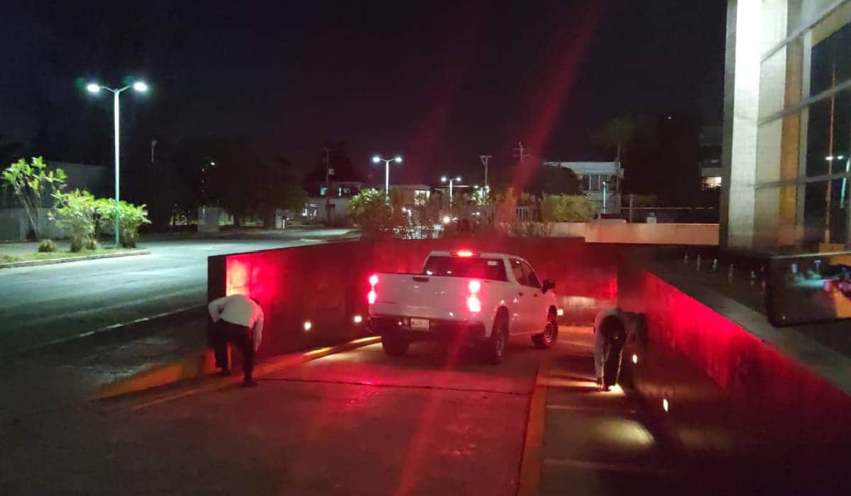 Arriba López Obrador a Chetumal, previo a recorrido por obras del Tren Maya