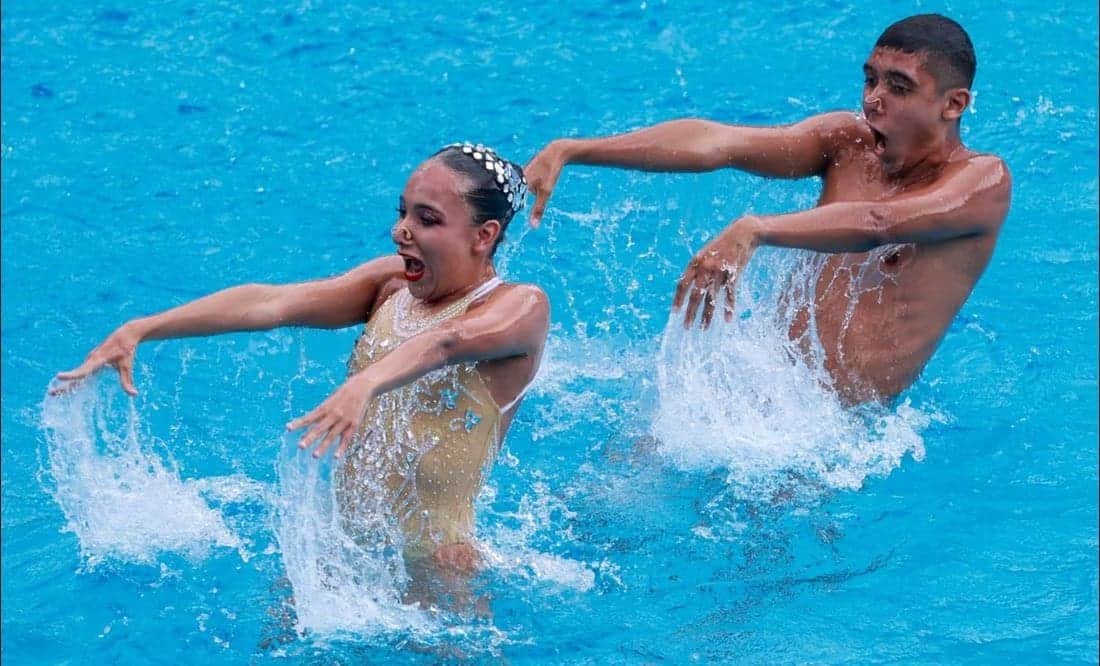 Itzamary González y Diego Villalobos consiguen otra medalla de oro para México en natación artística
