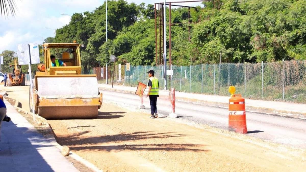 Buscan que Fonatur acelere los trabajos de reparación del camellón y el acceso a Playa del Carmen