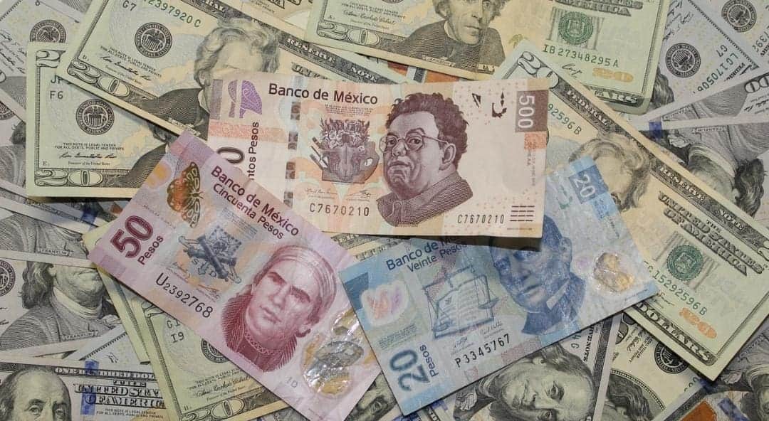 México, a "nada" de pasar la barrera de los 17 pesos por dólar, tal como en 2016