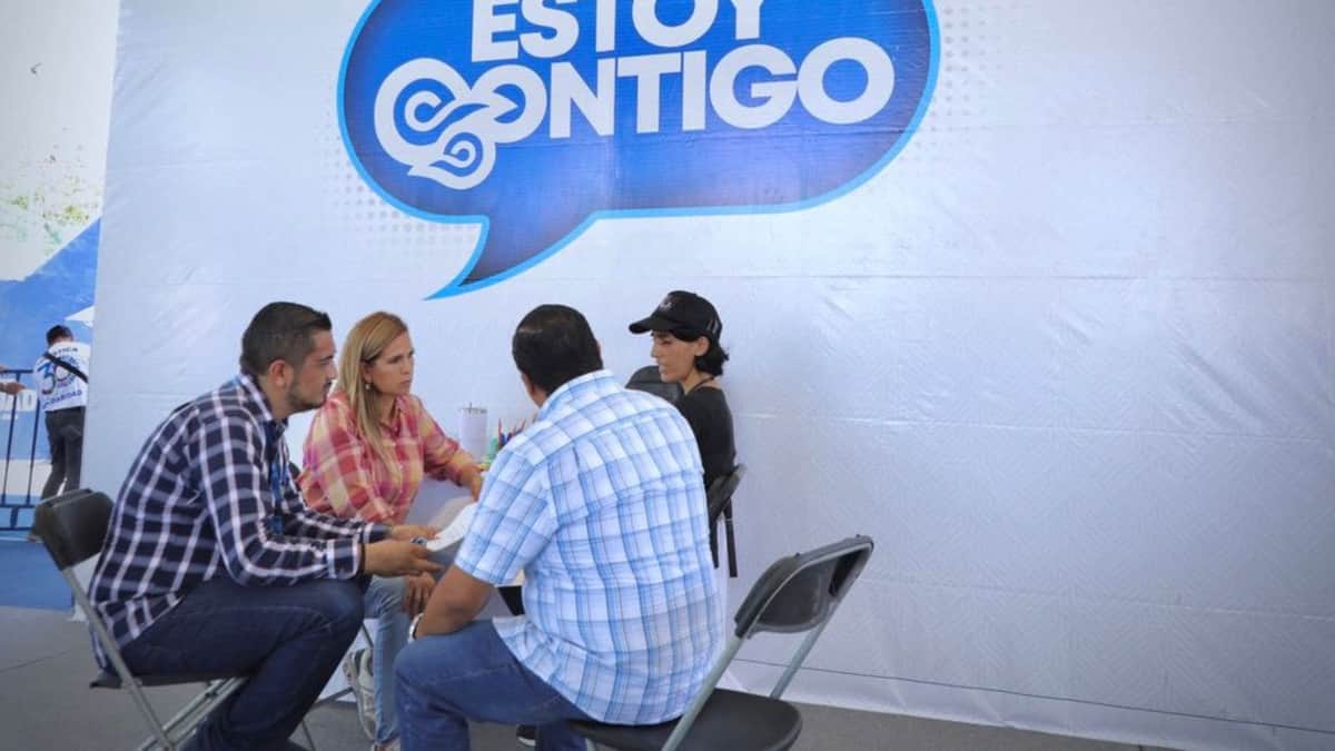 Lili Campos escuchó y resolvió peticiones ciudadanas en Mundo Hábitat