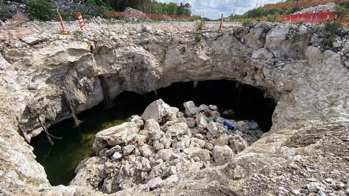 Máquinas han causado un socavón en el tramo 5 del Tren Maya, denuncian ambientalistas
