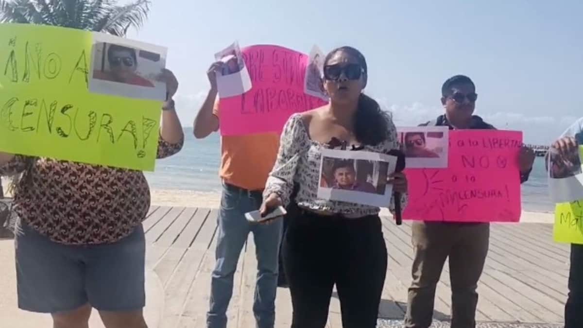 Se manifiestan periodistas de Playa del Carmen en el Día de la Libertad de Expresión