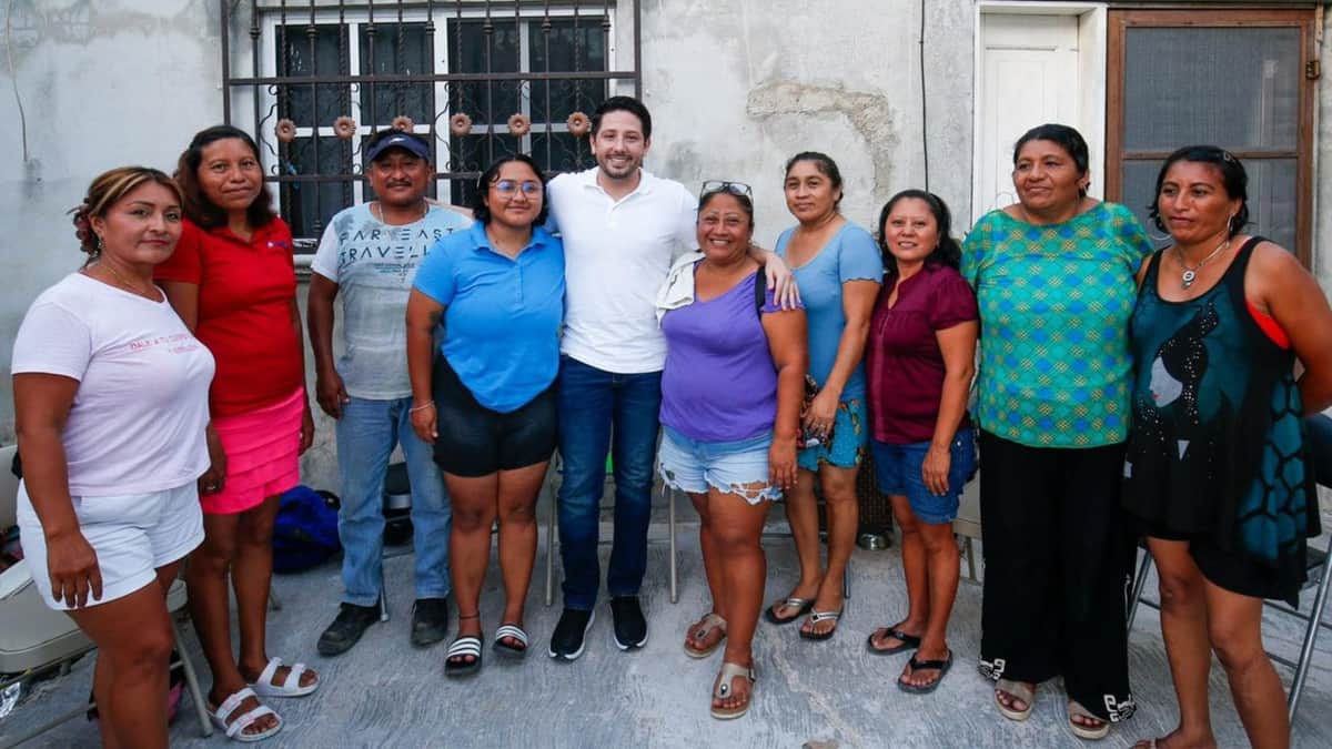 Refrenda Renán Sánchez su compromiso con la transformación, al igual que con las y los cozumeleños