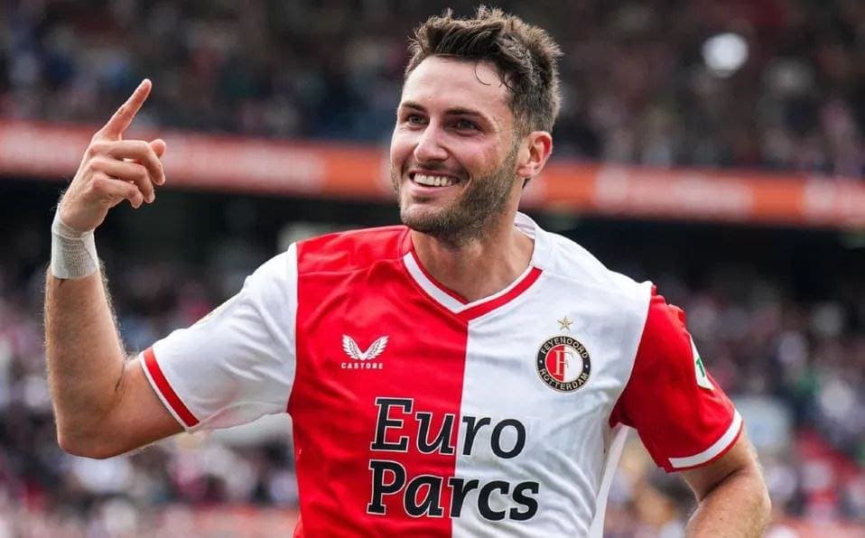 Video: Santiago Giménez volvió con todo al Feyenoord, anotando contra el Benfica