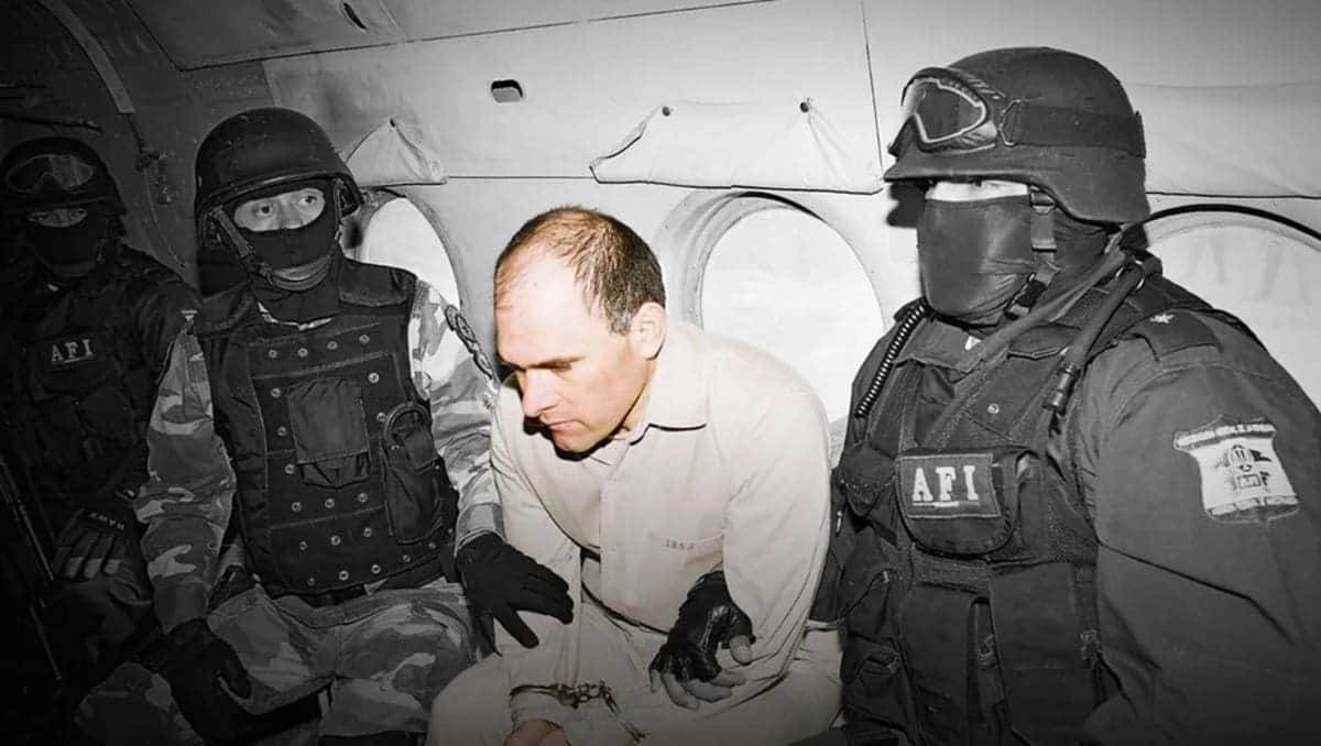 Golpean y extorsionan a fundador de Los Zetas en una prisión de EEUU