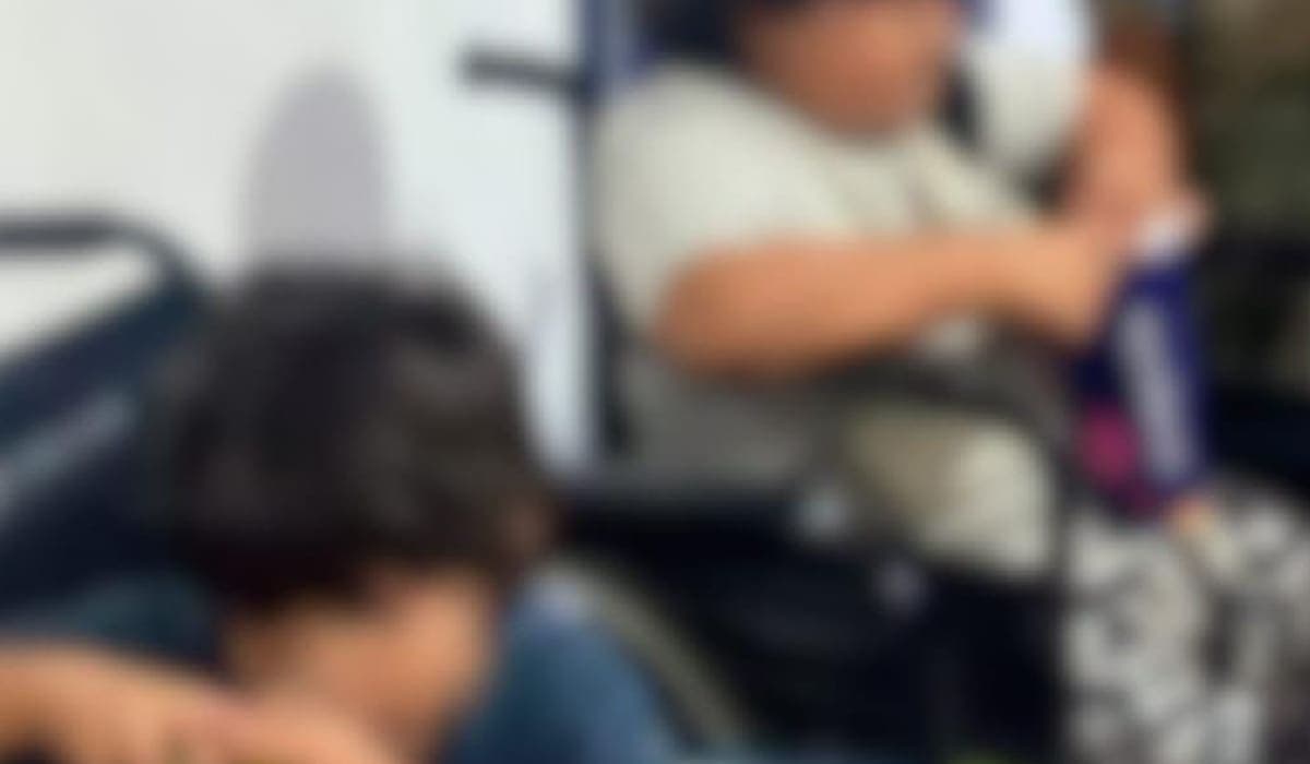 Se evalúa psicológicamente a menores hallados en cine de Cancún; supuestos familiares no acreditaron parentesco