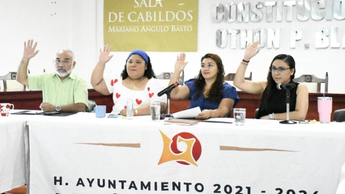 Presentan Informes trimestrales diversas áreas en sesión de comisiones de cabildo de OPB