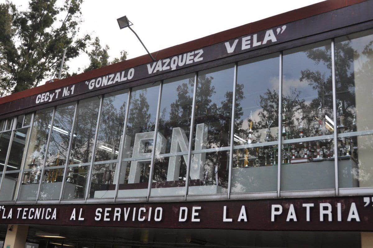 Asesinan a estudiante del CECyT 1 del IPN; se negó a dar 20 pesos