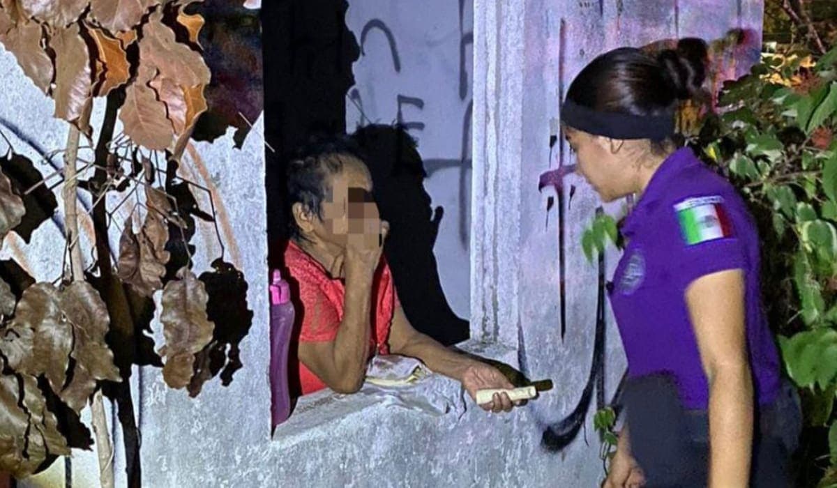 Sexagenaria se refugia en construcción abandonada para huir de violencia doméstica, en Cancún