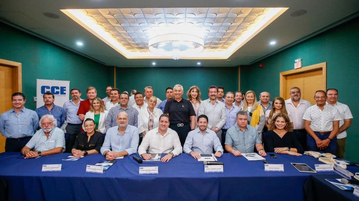 Se reúne Renán Sánchez Tajonar con el Consejo Coordinador Empresarial del Caribe