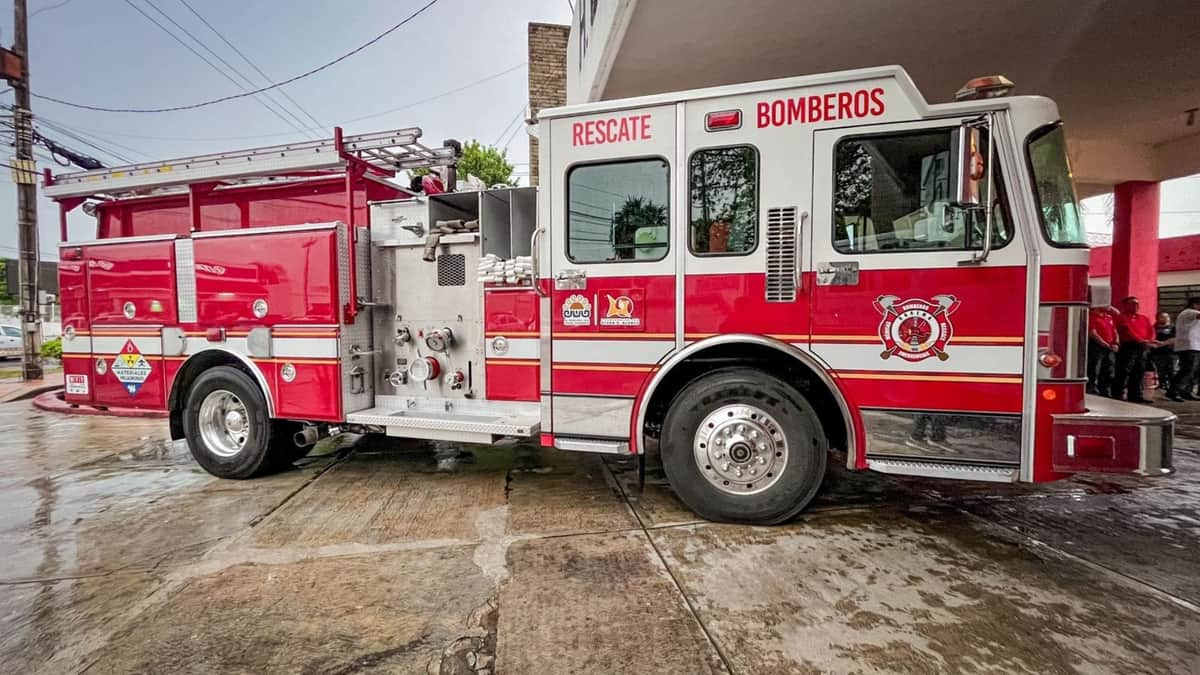 Yensunni Martínez hace historia beneficiando a bomberos y ciudadanía de Chetumal