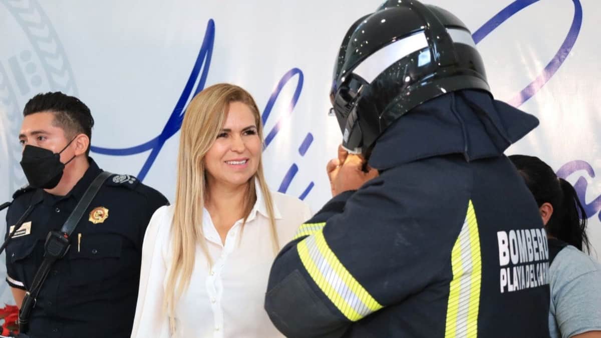 En Solidaridad se reconoce a las y los bomberos