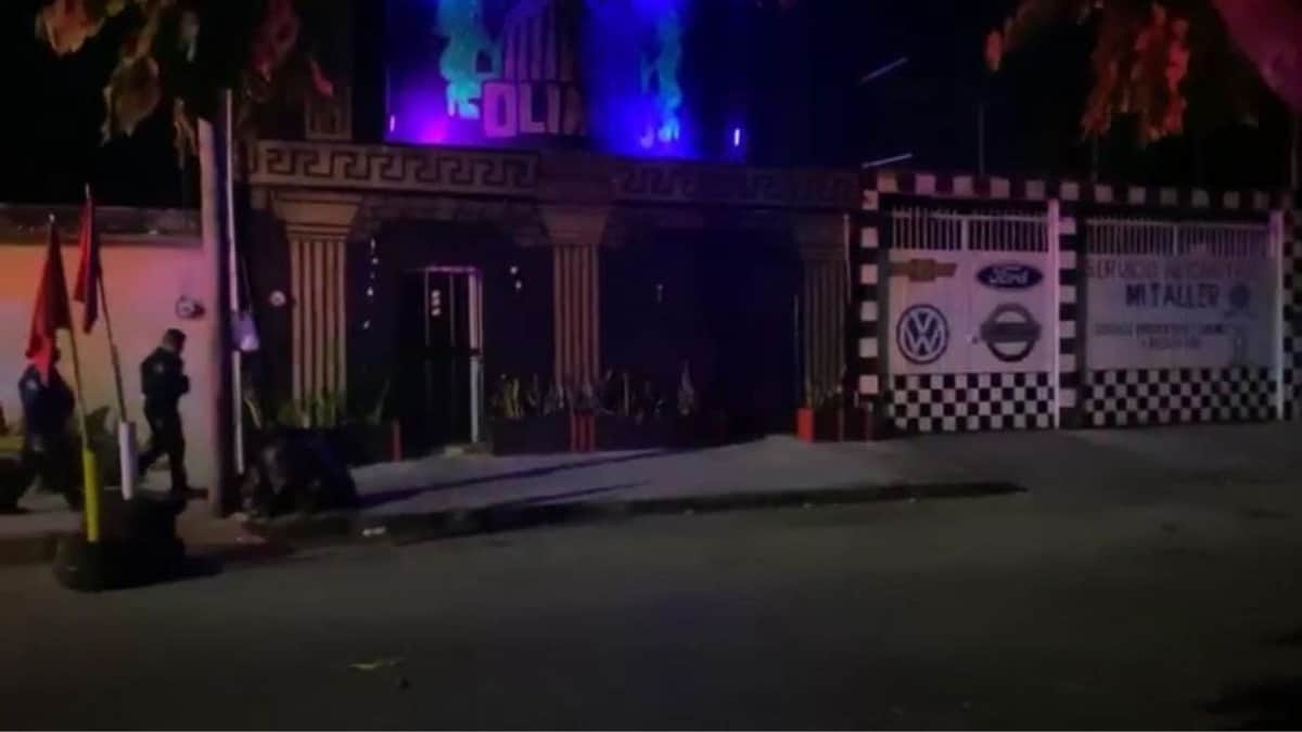 Disparan contra el bar Olimpo de Cancún por presunto cobro de derecho de piso