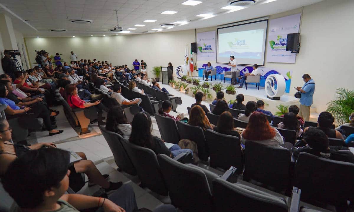 Promueven Aguakan, Universidad del Caribe y el Centro de Investigación Científica de la Península de Yucatán temas ambientalistas durante el 3er Foro de Agua y Medio Ambiente