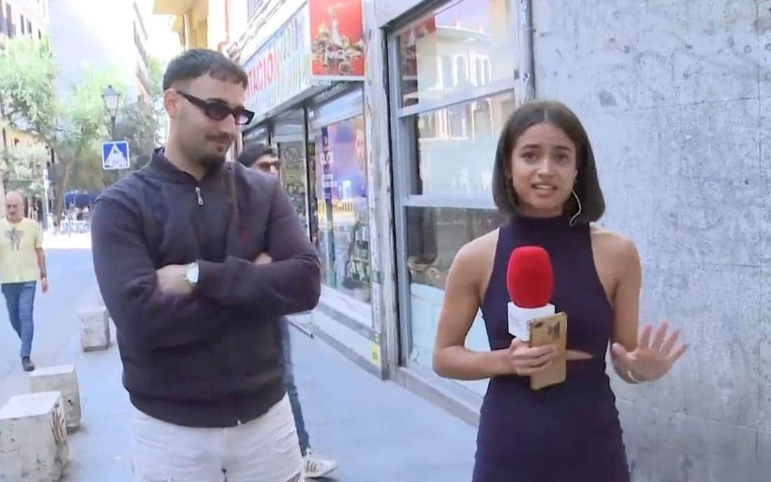 Video: Periodista es agredida sexualmente por hombre durante transmisión en vivo
