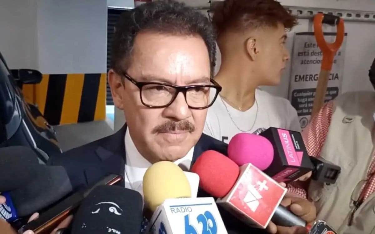 Morena plantea ajuste de 4 mil millones al INE