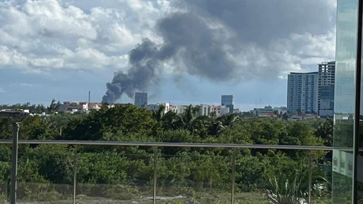 Incendio de una pipa en el bulevar Colosio de Cancún causó una explosión y quemaduras a un trabajador