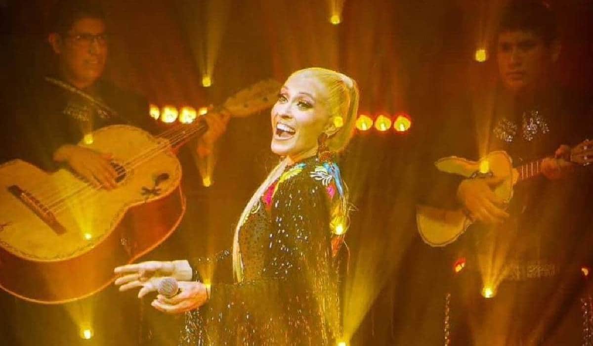 Anuncia Ana Paty Peralta a Yuri para el concierto del 15 de septiembre en Cancún