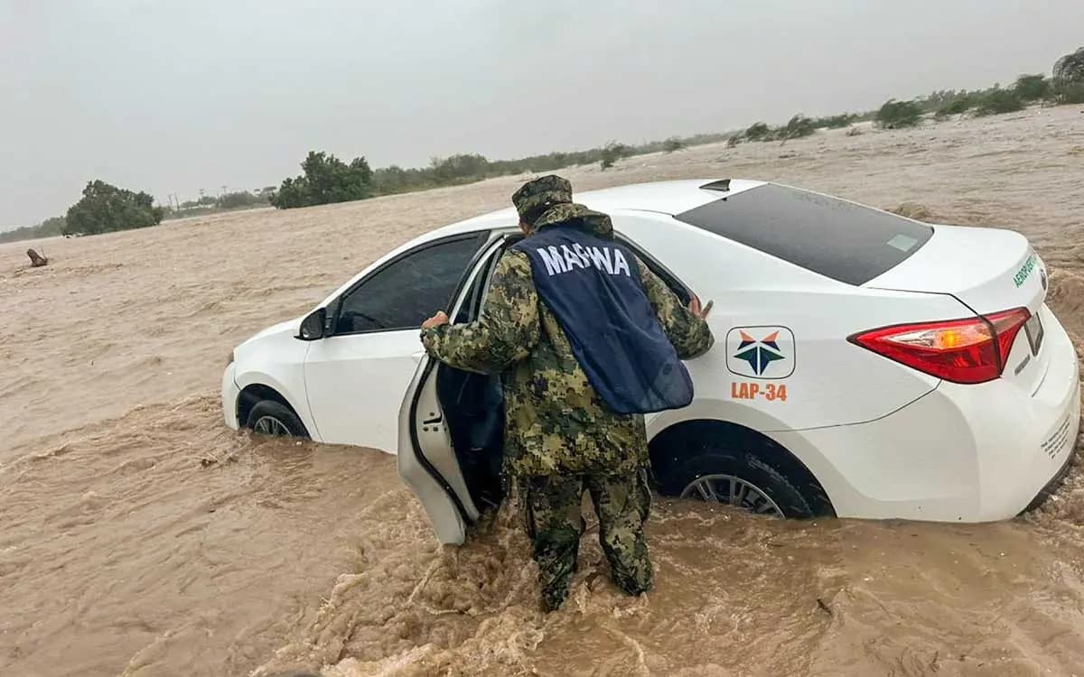 Tormenta 'Norma' deja tres muertos y daños materiales en Baja California Sur y Sinaloa