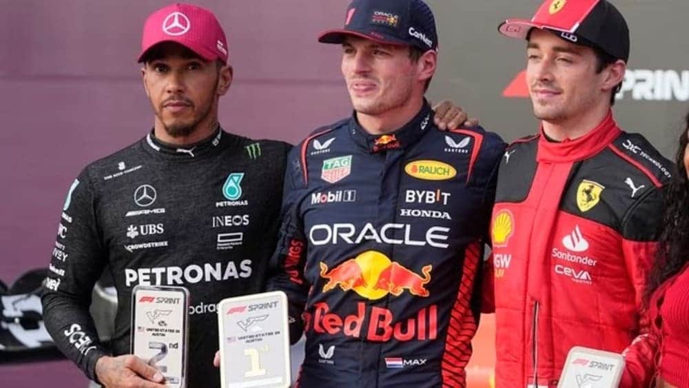 Max Verstappen se quedó con la Sprint del GP de Estados Unidos y 'Checo' Pérez finalizó quinto