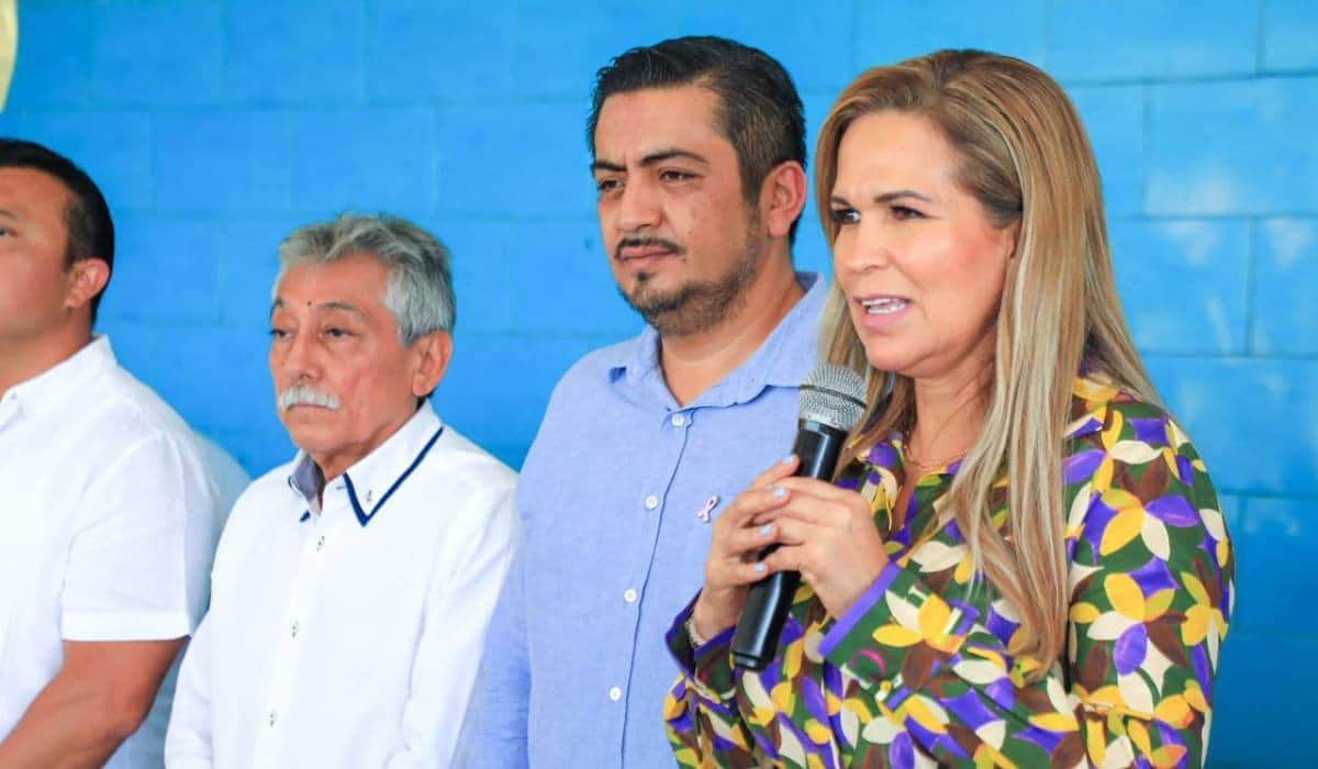 Lili Campos reconoció la labor de los médicos