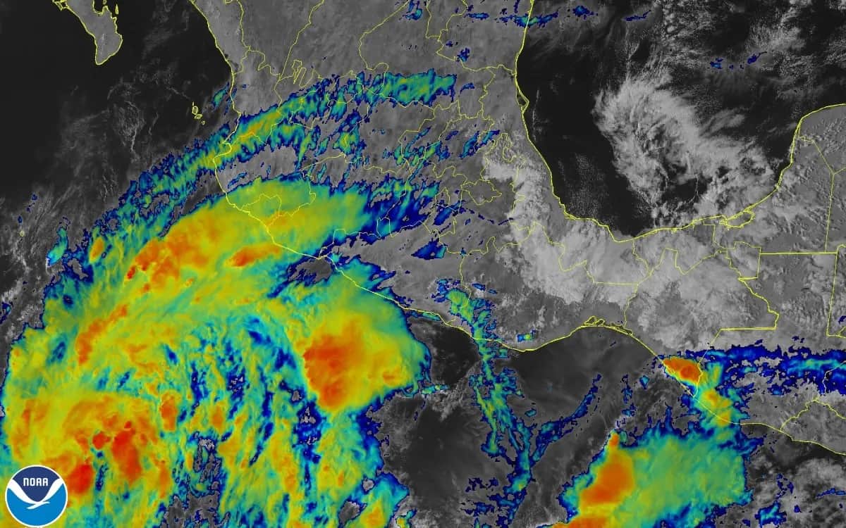Se forma tormenta tropical "Norma" en el Pacífico; entraría a México como huracán