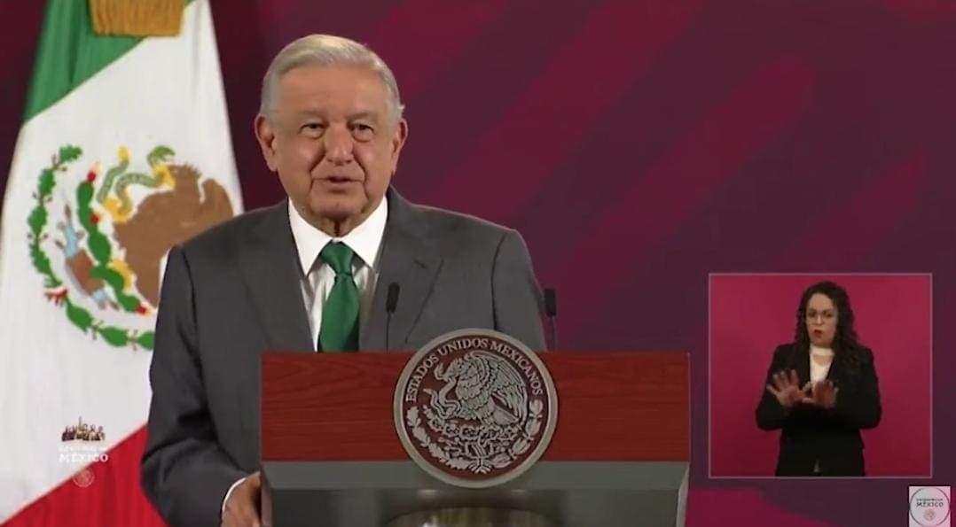 Video: Afirma AMLO que no importa que hayan quemado una piñata de Amlito