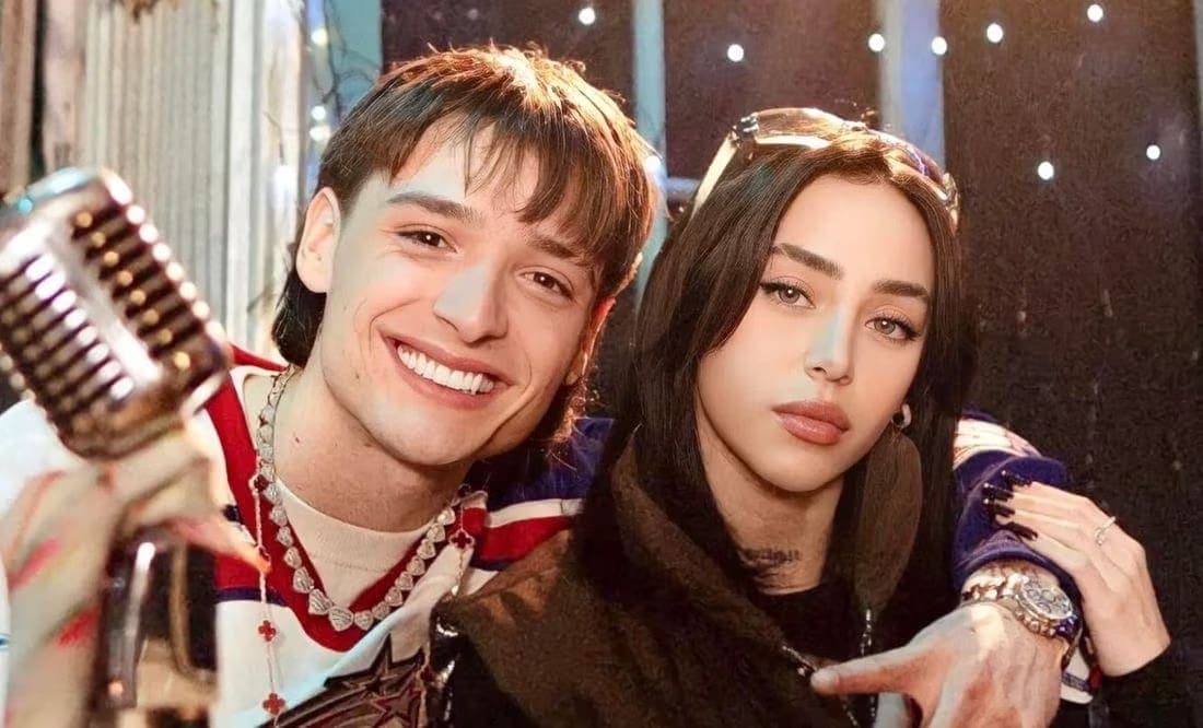 Video: Peso Pluma es criticado por usar expresión argentina en pleno concierto